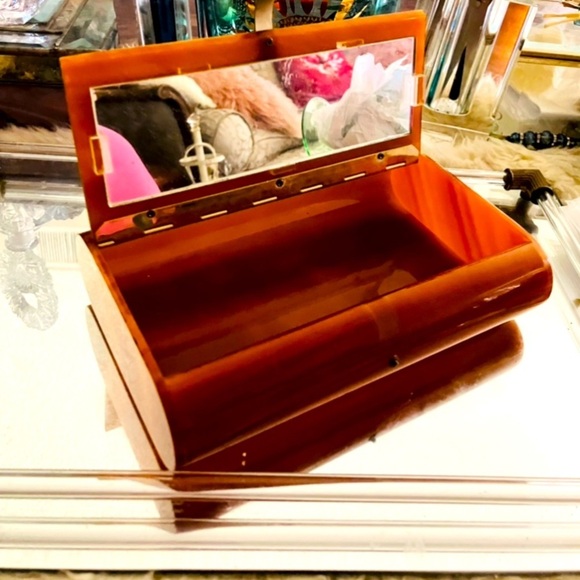 Vintage Butterscotch Bakelite Clutch Purse Signed Florida Handbags - Picture 3 of 3